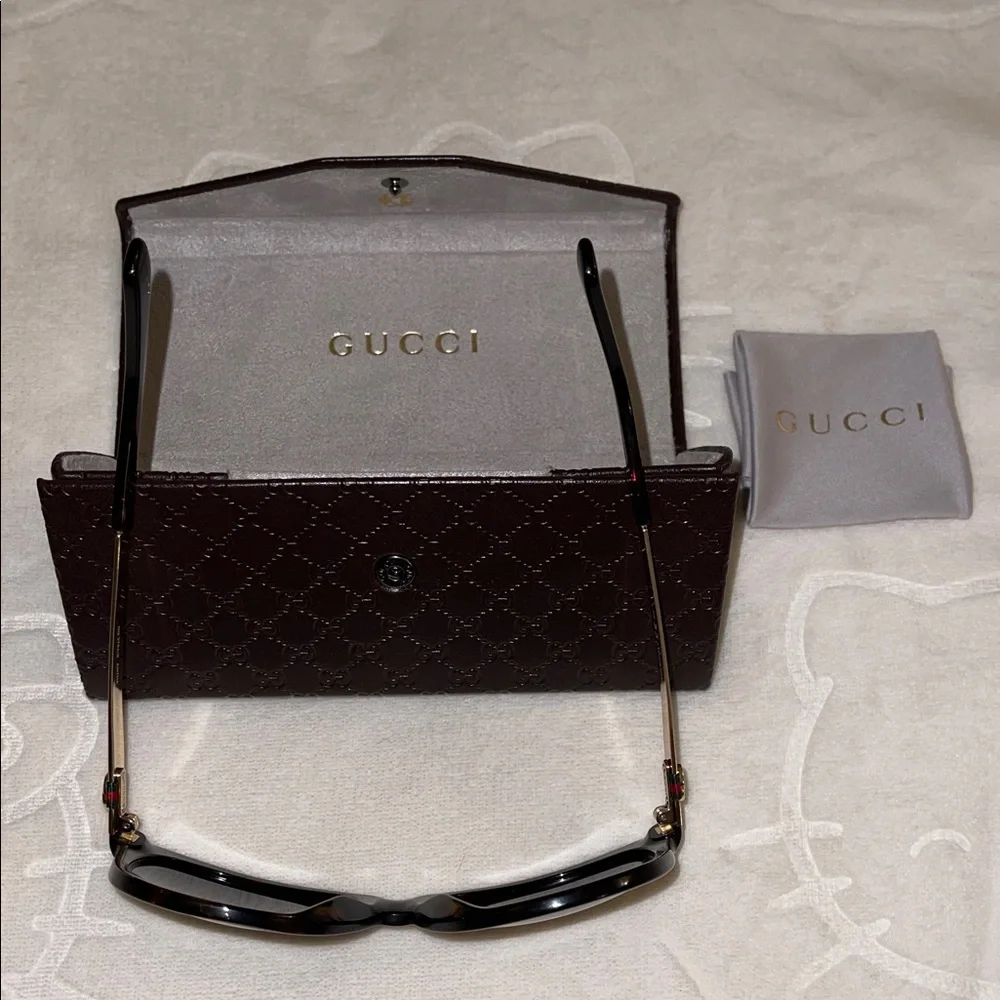 Gucci Black Gradient Cat Eye Sunglasses